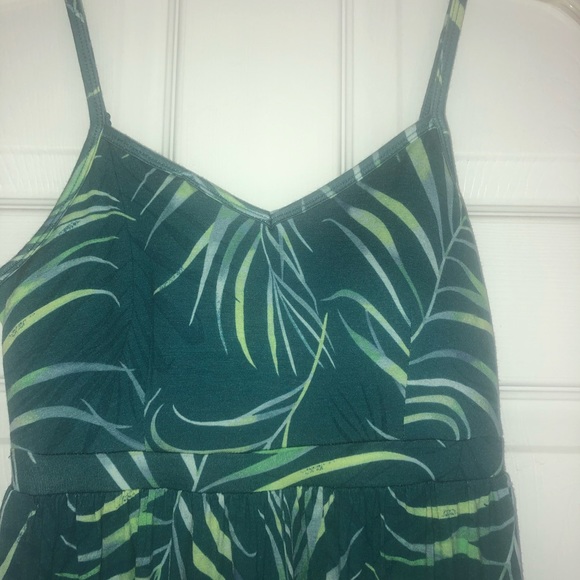 Dress - Picture 4 of 5